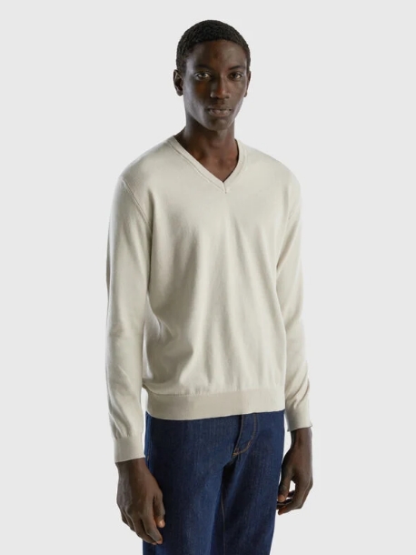 “Beyond Basic: Statement Sweaters for Fashion-forward Looks”