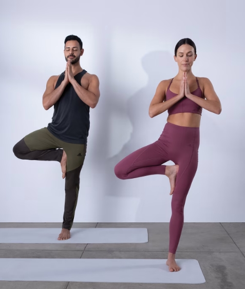 “Mindful Movement: Choosing the Right Yoga Wear for Your Practice”